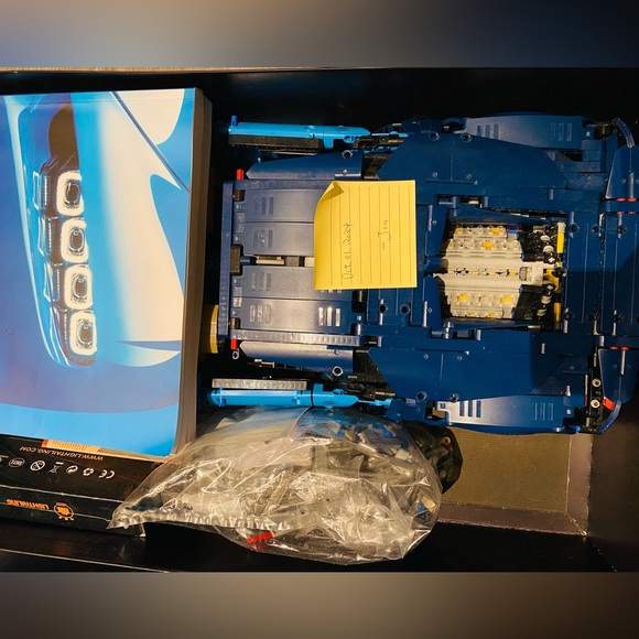 Lego Technic Bugatti - Picture 5 of 5